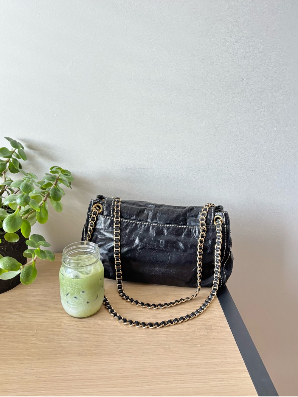 Prada Vitello Shine Shoulder Bag - Picture 4 of 9